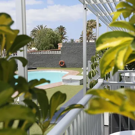 Aparthotel California Rooms San Bartolome de Tirajana (Gran Canaria)