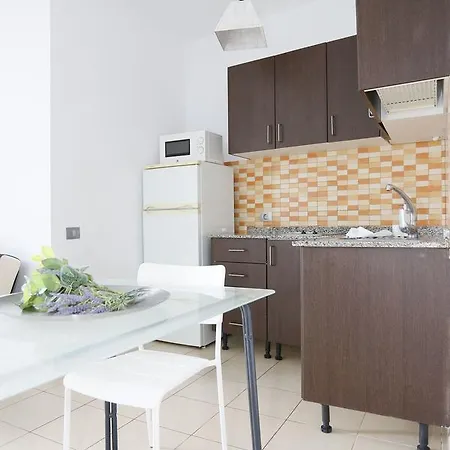 California Rooms Aparthotel 3*