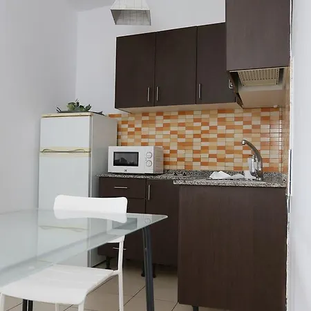 California Rooms 3* San Bartolome de Tirajana (Gran Canaria)